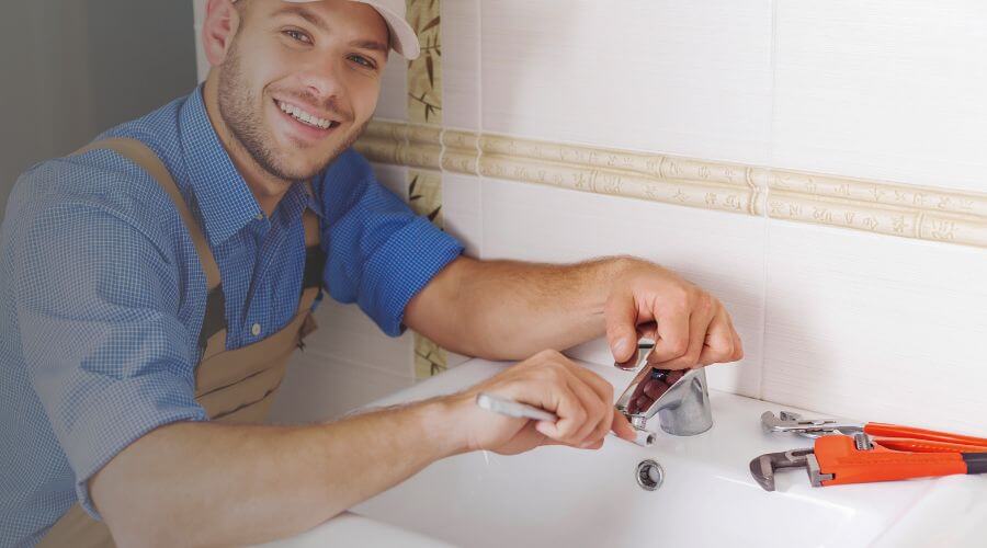 Professional sewer line replacement services in Holcomb, IL
